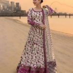 Digital Printed Luxury Lawn 3-Piece Suit with Chiffon Dupatta